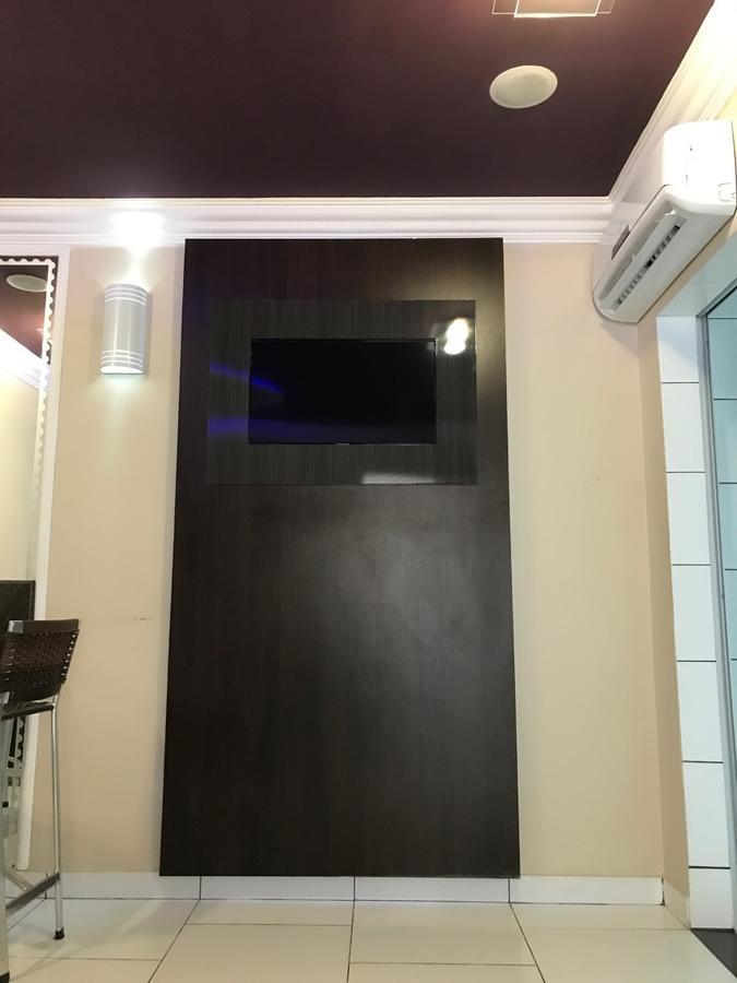 Genus Motel (Adults Only) Uberaba Ngoại thất bức ảnh